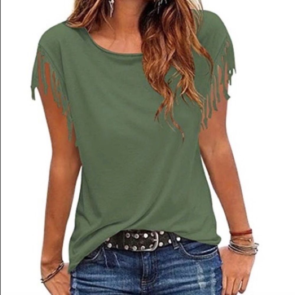 Green T Shirt with Knot-fringed Sleeves